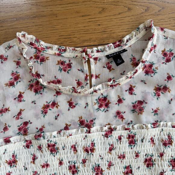 Torrid Smocked Babydoll Blouse SZ 4 (26) Tiered Ruffles Floral Coquette Feminine - Picture 3 of 10
